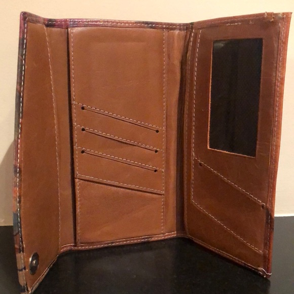 Corium Floral Leather Trifold Wallet NWT- Brown/Red/Green-Handcrafted Argentina - Picture 5 of 10